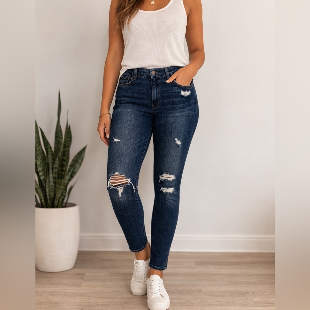 Joe’s Jeans Distressed Skinny Jeans Women’s Size 12 Medium Wash
